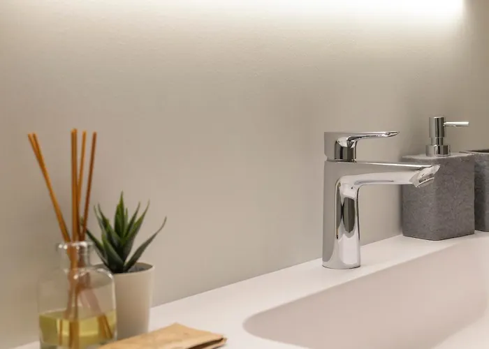 Mc House Con Posto Auto شقة كومو