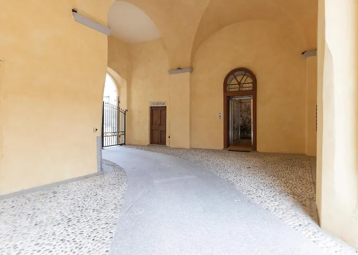 Mc House Con Posto Auto * קומו