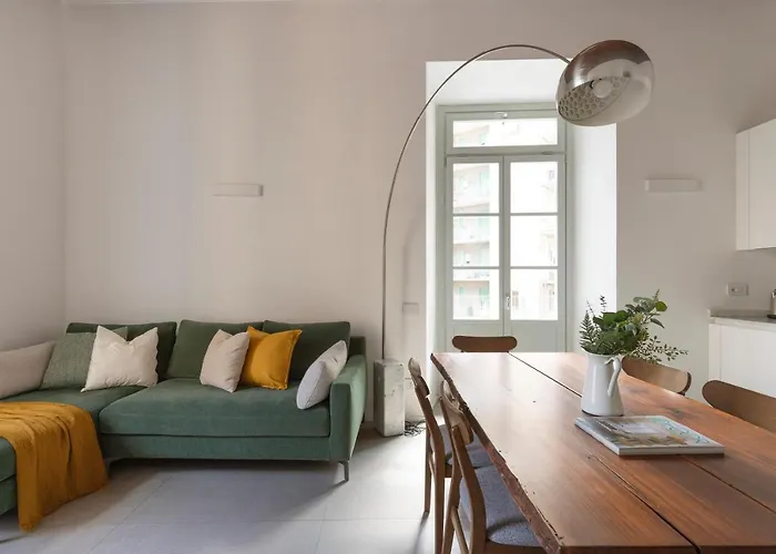 Mc House Con Posto Auto * קומו